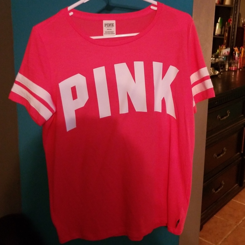 VS Pink top